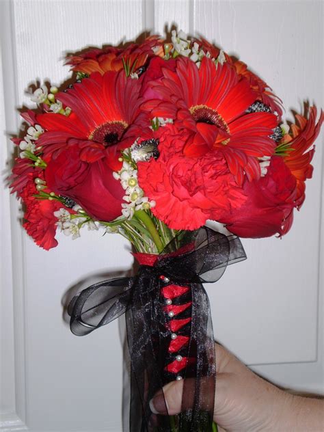 Twiddlebugz Designz: Bridal Bouquets