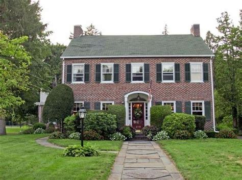 Gorgeous! Walkway revamp and landscaping. | Colonial house exteriors ...