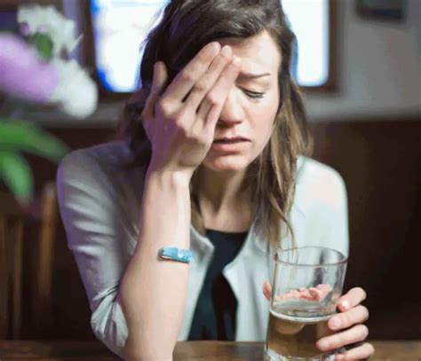 What is Alcohol Allergy? Causes, Symptoms, Tests, and Treatment - Pubbarin