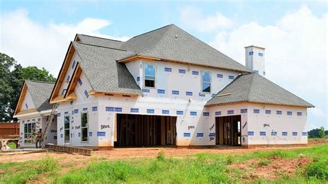 Production and Custom Homes: Can You Have it Both Ways? - NewHomeSource.com