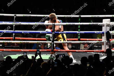 Floyd Mayweather Logan Paul Editorial Stock Photo - Stock Image ...