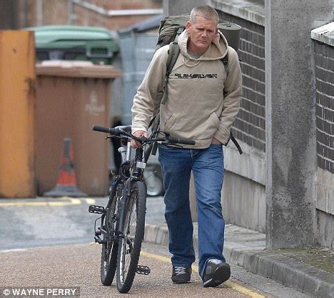 Pictured: Gordon Ramsay's homeless brother Ronnie sleeping rough on the street | Daily Mail Online