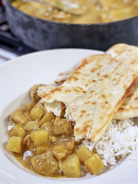 Chicken Curry with Rice and Naan - cooking with chef bryan