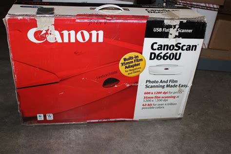 Canon USB Flatbed Scanner CanoScan D660U | Property Room