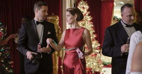 'A Little Christmas Charm': Meet Ashley Greene, Brendan Penny and rest ...