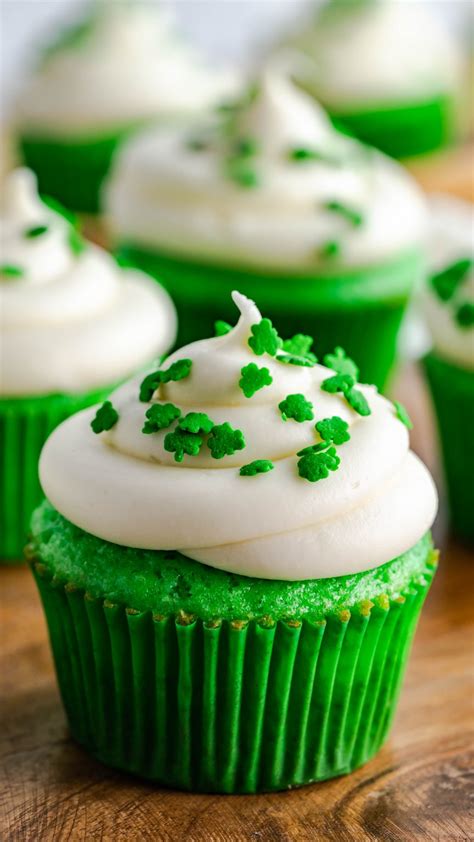 Green Velvet Cupcakes (St. Patrick's Day) - Mama Needs Cake®