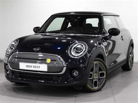 Mini Mini COOPER SE 2020 6100 kms Enigmatic Black metalizado segunda mano Madrid (2028 ...