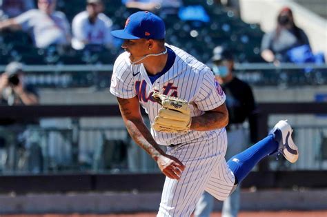 Taijuan Walker shows renewed velocity in Mets debut