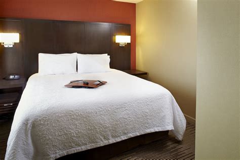 Hampton Inn Phoenix-Biltmore Phoenix, Arizona, US - Reservations.com