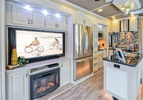 luxury fifth wheel interior kitchen beachfront | Luxury fifth wheel, Rv interior, Luxury campers ...