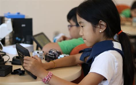 Unleash Their Potential: Tech Projects for Kids - Genius Camp