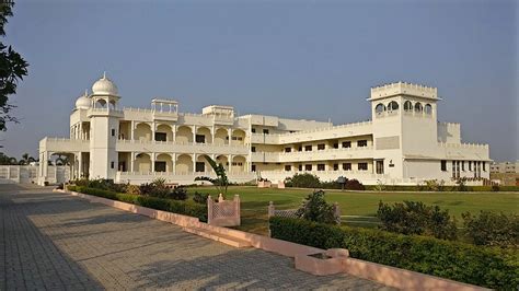 Dowlat Villas Palace The Heritage – Himmatnagar – Gujarat | Currylines ...