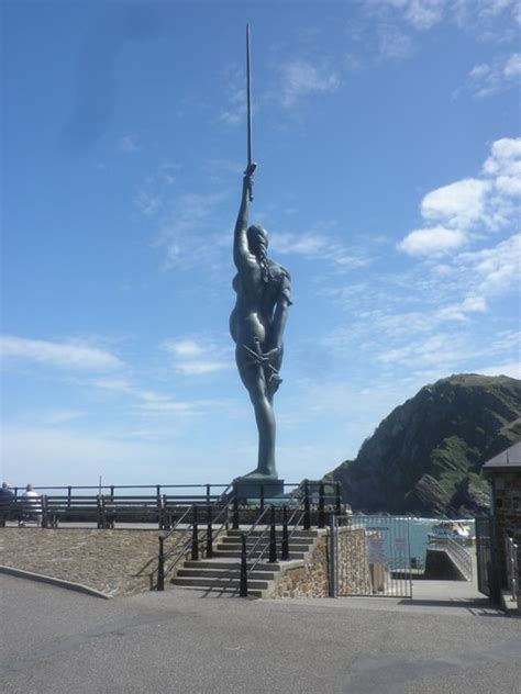 'Verity' statue, Ilfracombe Harbour © Roger Cornfoot cc-by-sa/2.0 ...