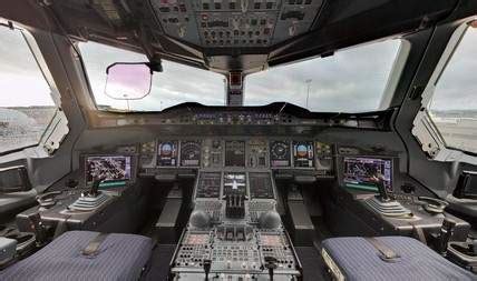 airbus-a380-cockpit-view-360-degrees • IT-Stack.de