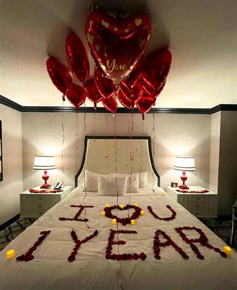 Las Vegas Hotel Room Decor Photos You’ll Love | This Magic MomentThis Magic Moment