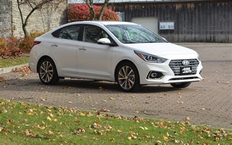 Hyundai Accent 2018 : mini Elantra et maxi sous-compacte - Guide Auto