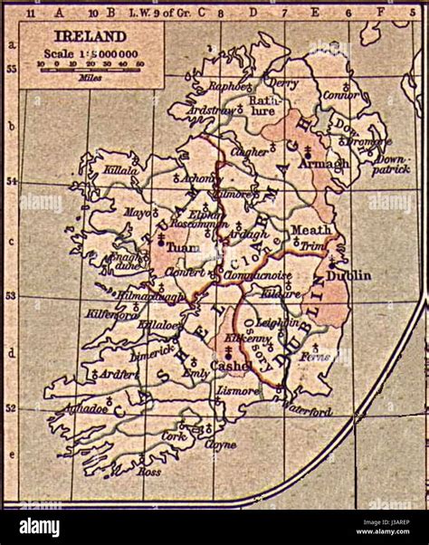 Medieval ireland map hi-res stock photography and images - Alamy