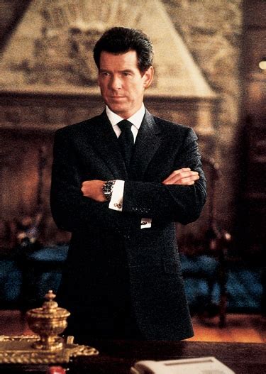 James Bond Suit Pierce Brosnan