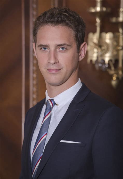 Photos | A Royal Christmas | Hallmark Channel