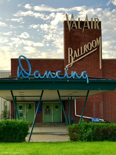 Val Air Ballroom - West Des Moines, Iowa | Lights in my hometown | Flickr