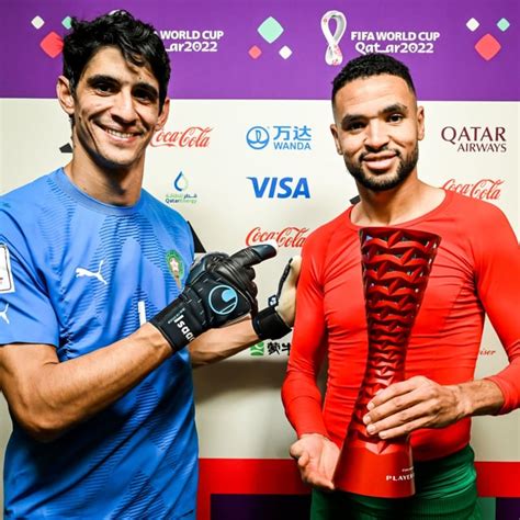 Yassine Bounou gave his Man on the Match award to En-Nesyri : r/worldcup