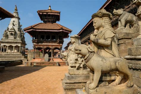 2,400+ Bhaktapur Durbar Square Photos Stock Photos, Pictures & Royalty ...