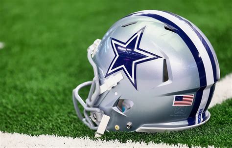 RUMOR: Cowboys Could Pursue Deal For Former No.1 Overall Pick