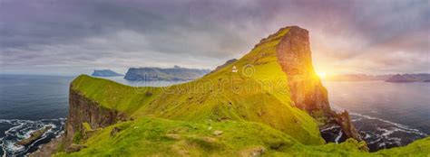 Kalsoy sunset stock image. Image of north, ocean, faroe - 98895195