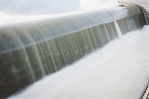 Motion Blur of Waterfall from Overflow of Dam Stock Image - Image of foam, environment: 80049039