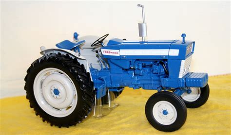 Universal Hobbies 1/16 Ford 5000 1964 Fram Tractor DieCast Model UH2705 | eBay