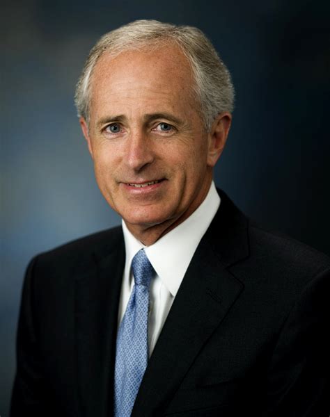 File:Bob Corker, official Senate photo, 09-21-07.jpg - Wikimedia Commons