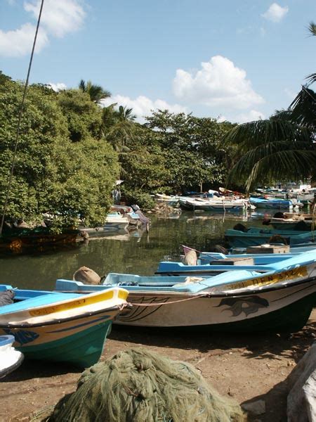 Fishing boats, Negombo lagoon photo - Brian McMorrow photos at pbase.com