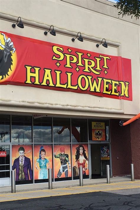 5 Things You Never Knew About Spirit Halloween | Spirit halloween, Halloween spirit store ...