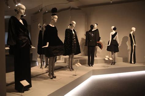 Last January exhibition HUBERT DE GIVENCHY @ Museo Thyssen-Bornemisza, Madrid In collaboration ...