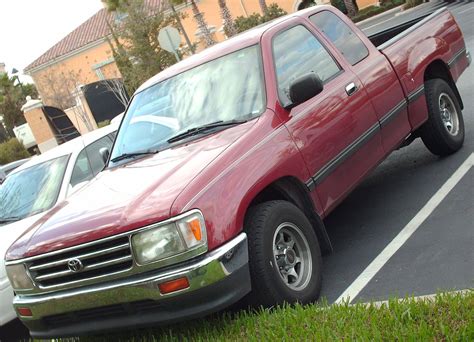 1998 Toyota T100 Base - Regular Cab Pickup 2.7L Manual