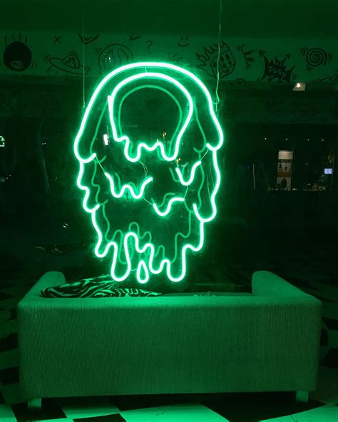 2019:107 Neon jellyfish | Brunswick St shopfront | Flickr