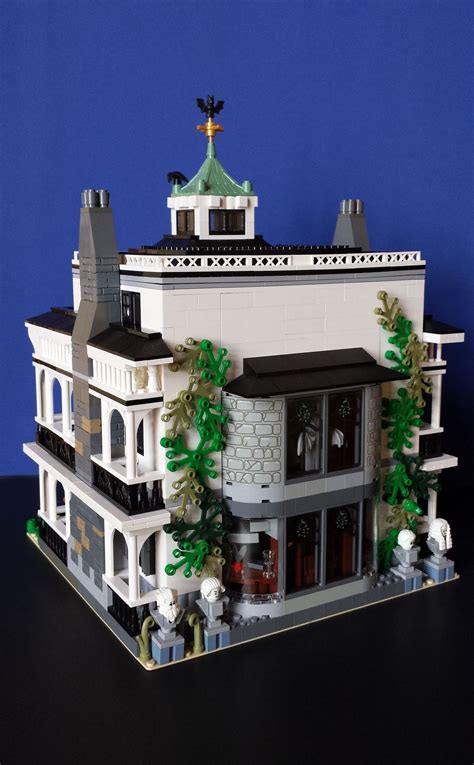 Haunted Mansion Rear View | Haunted mansion, Lego disney, Lego halloween