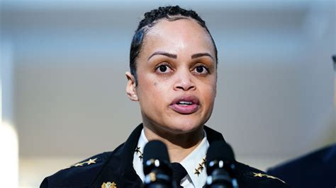 Philadelphia Police Commissioner Danielle Outlaw resigns - NewsLooks