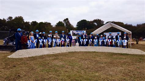 Hardy Elementary Groundbreaking - M. B. Kahn Construction