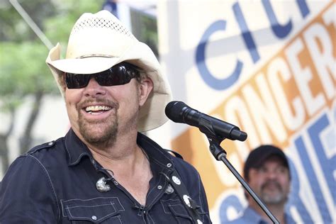 Toby Keith dead: Country singer dies following cancer battle at 62 - Washington Examiner