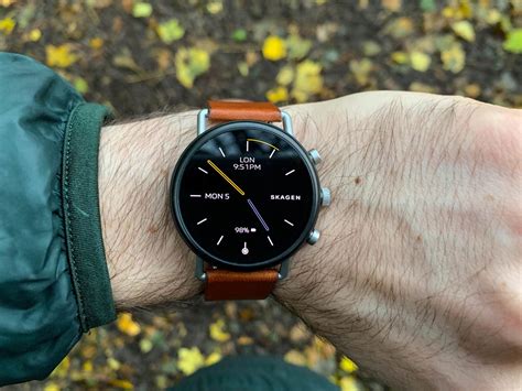 Skagen Falster 2 review: An attractive, flawed smartwatch that's easy ...