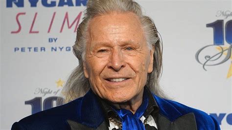 Peter Nygard: Fashion mogul to be extradited to US - BBC News