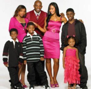 Deiondra Sanders Age and Bio-Facts Deion Sanders' Daughter - celebritygen.com