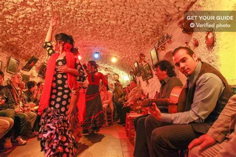 Sacromonte: Flamenco Show at Cuevas Los Tarantos Tickets - Granada, Spain | GetYourGuide Granada ...