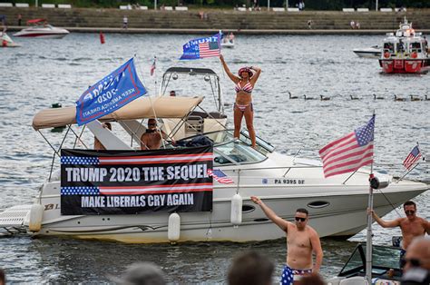 Texas Trump Boat Parade Led To Several Boats Sinking