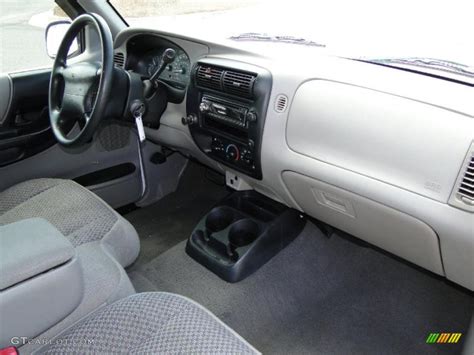 1999 Ford Ranger Sport Extended Cab interior Photo #47074148 | GTCarLot.com