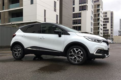 Renault Captur Intens 2018 review | CarsGuide