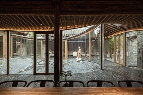 Architects Complete Beautiful Siheyuan Renovation in Beijing