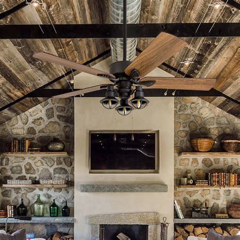 5 farmhouse ceiling fans that will instantly update your home! - Wilshire Collections