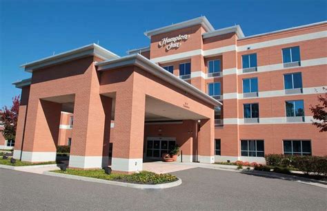 HAMPTON INN HAMPTON-NEWPORT NEWS - Prices & Hotel Reviews (VA)